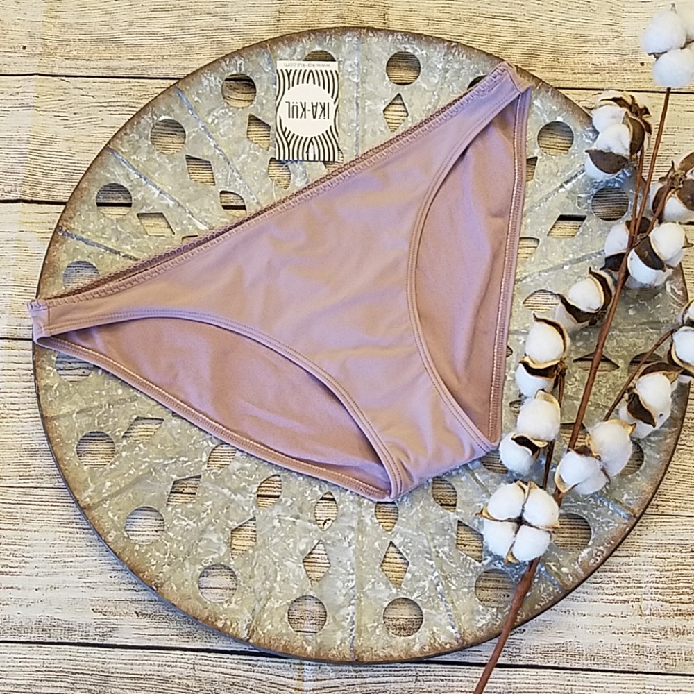 NWT Lg Bikini Style Swim Bottoms Lavender purple